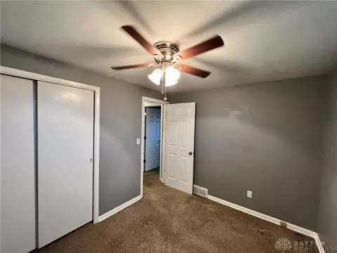1133 Blaine Ave, Springfield, OH 45503 photo 11