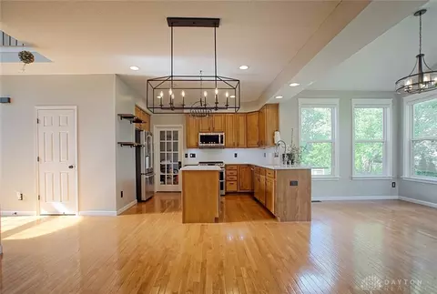 5708 Pepperridge Ct, Maineville, OH 45039 photo 12