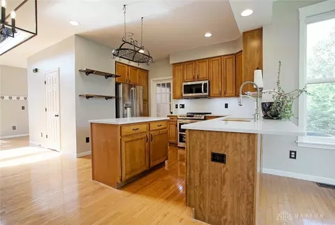 5708 Pepperridge Ct, Maineville, OH 45039 photo 10