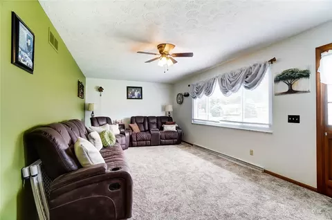 2811 Carriage Ln, Springfield, OH 45505 photo 5