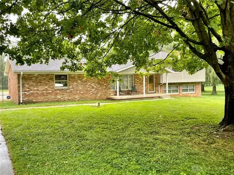 170 Oaksmere St, Springfield, OH 45503 photo 2
