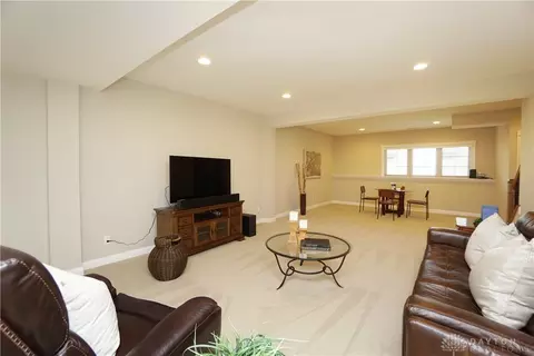 5825 Springview Cir, Mason, OH 45040 photo 17