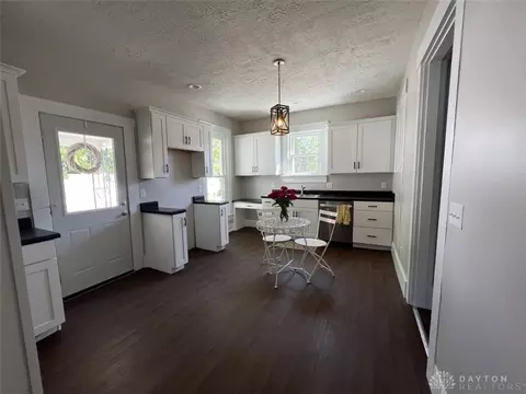 130 N Maple St, Eldorado, OH 45321 photo 5