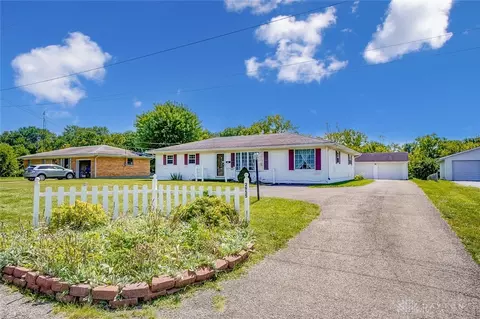 2955 Sun Valley Dr, Springfield, OH 45505 photo 4