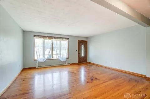 2955 Sun Valley Dr, Springfield, OH 45505 photo 7