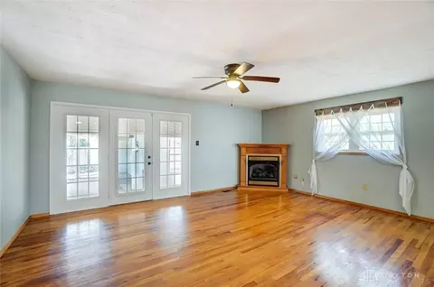 2955 Sun Valley Dr, Springfield, OH 45505 photo 12