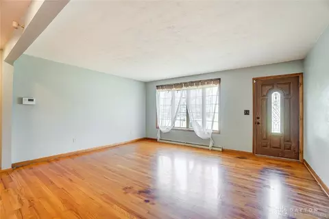 2955 Sun Valley Dr, Springfield, OH 45505 photo 6