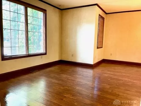 1454 Kingsgate Rd, Springfield, OH 45503 photo 5