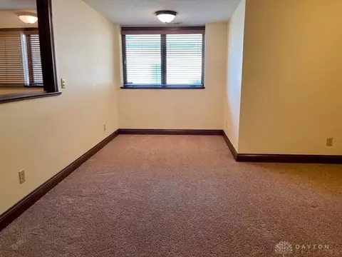 1454 Kingsgate Rd, Springfield, OH 45503 photo 31