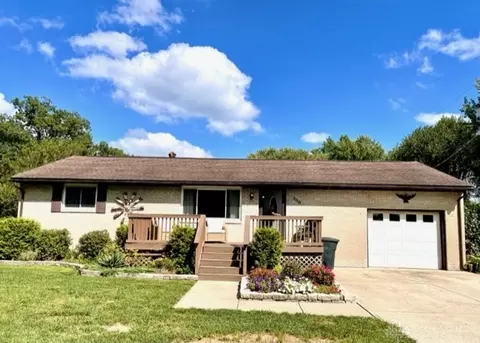 300 Hickory Dr, Springfield, OH 45503 photo 1