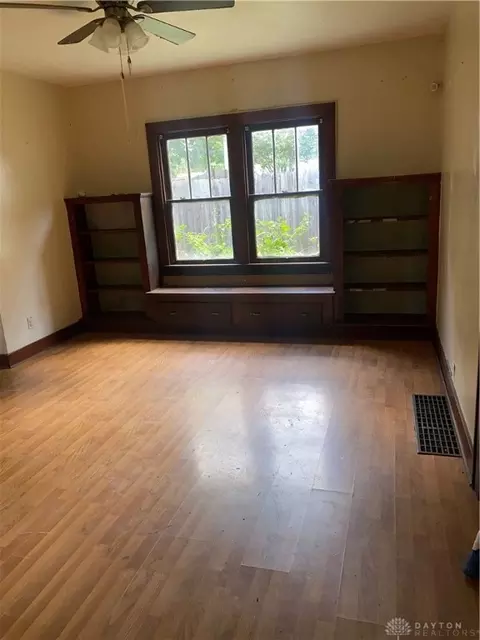 1609 W High St, Springfield, OH 45506 photo 3