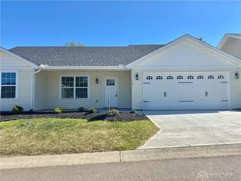 16 E Persimmon, Hamilton, OH 45013 photo 1