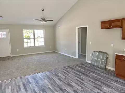16 E Persimmon, Hamilton, OH 45013 photo 7