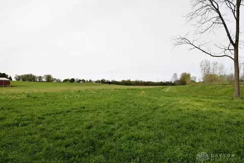 1320 S Bird Rd, Springfield Twp, OH 45505 photo 4