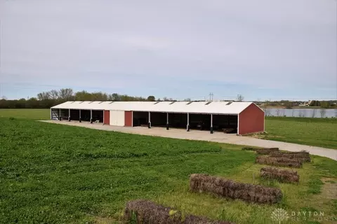 1320 S Bird Rd, Springfield Twp, OH 45505