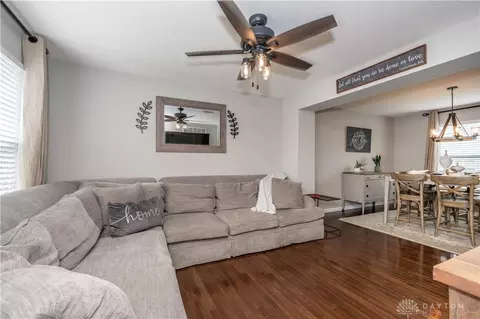 427 Brandon Dr, Monroe, OH 45050 photo 3