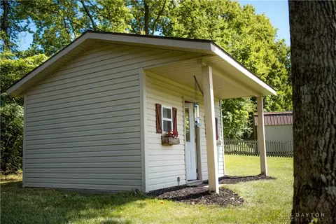 1422 Kingsgate Rd, Springfield, OH 45503 photo 8