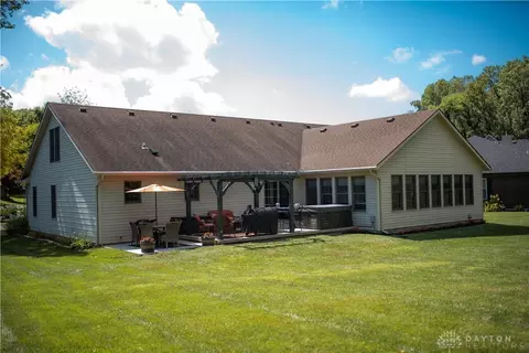 1422 Kingsgate Rd, Springfield, OH 45503 photo 13