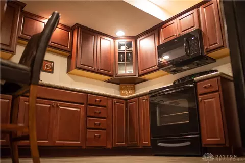 1422 Kingsgate Rd, Springfield, OH 45503 photo 68