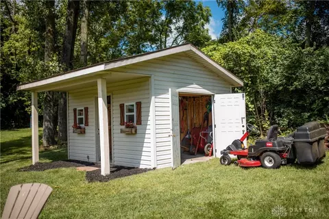 1422 Kingsgate Rd, Springfield, OH 45503 photo 11