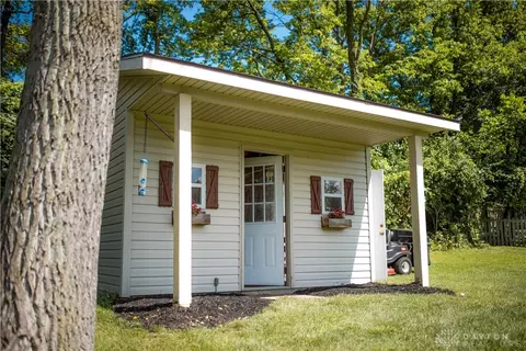 1422 Kingsgate Rd, Springfield, OH 45503 photo 9
