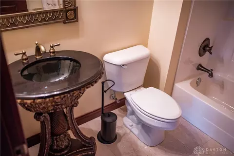 1422 Kingsgate Rd, Springfield, OH 45503 photo 35
