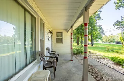 2610 Middle Urbana Rd, Springfield, OH 45502 photo 7