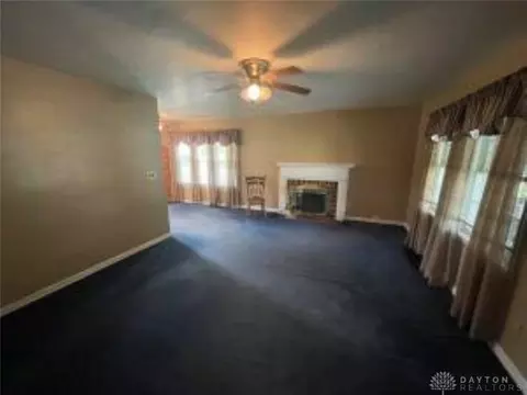1400 N Plum St, Springfield, OH 45504 photo 5