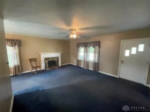 1400 N Plum St, Springfield, OH 45504 photo 6