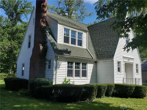806 E Main St, Eaton, OH 45320 photo 2