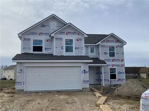 6 Clinchfield Ct, New Lebanon, OH 45345