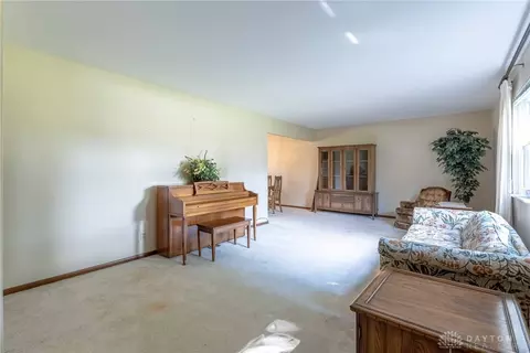 9116 Kipton Dr, Franklin, OH 45005 photo 5