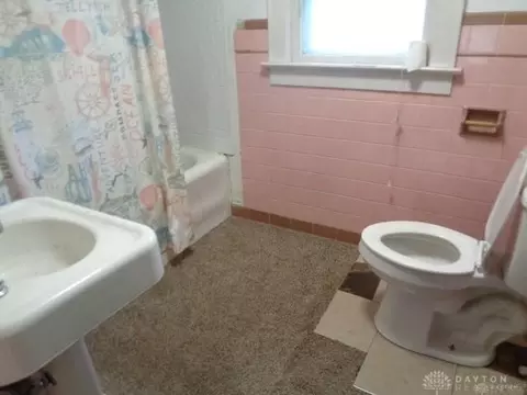 123 E 4th St, Franklin, OH 45005 photo 2