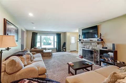 416 W Possum Rd, Springfield, OH 45506 photo 9