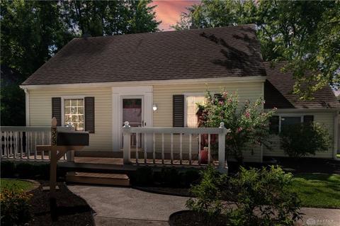 329 Doering St, Sidney, OH 45365 photo 1