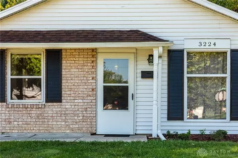 3224 Eastham St, Springfield, OH 45503 photo 3
