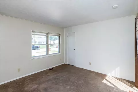 3224 Eastham St, Springfield, OH 45503 photo 12
