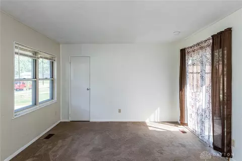 3224 Eastham St, Springfield, OH 45503 photo 11
