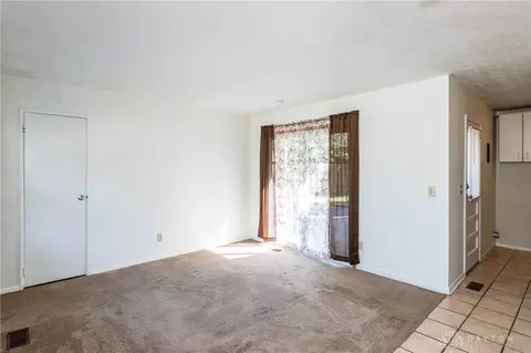 3224 Eastham St, Springfield, OH 45503 photo 7