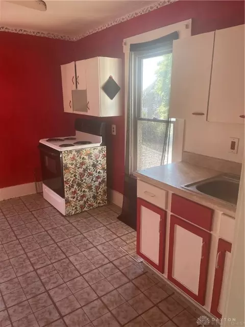 2812 NW 5th St, Canton, OH 44708 photo 9
