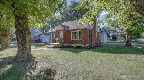 3541 Redwood Blvd, Springfield, OH 45503 photo 1