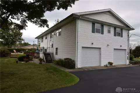2118 Perkins Dr, Springfield, OH 45505 photo 3