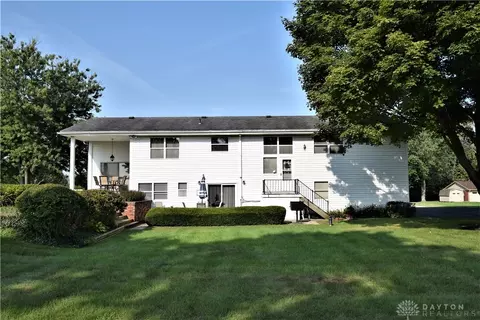 2118 Perkins Dr, Springfield, OH 45505 photo 5