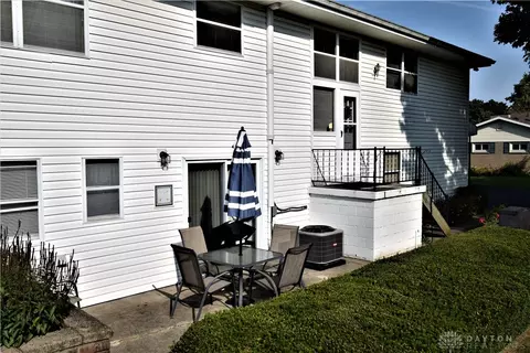 2118 Perkins Dr, Springfield, OH 45505 photo 7