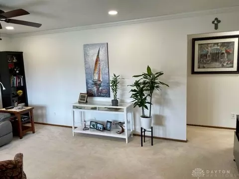 3084 Brixton Dr, Springfield, OH 45503 photo 5
