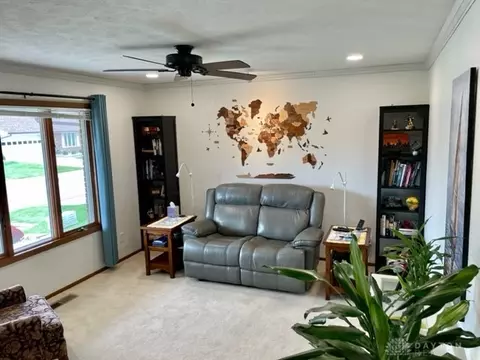 3084 Brixton Dr, Springfield, OH 45503 photo 4