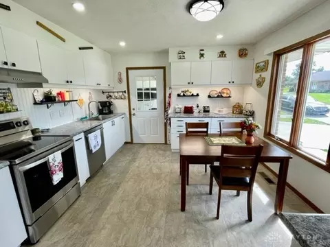 3084 Brixton Dr, Springfield, OH 45503 photo 6