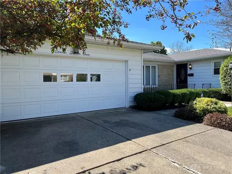 731 Torrence Dr, Springfield, OH 45503 photo 2