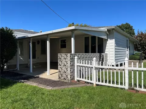 731 Torrence Dr, Springfield, OH 45503 photo 8