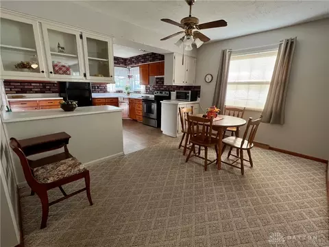 4212 Upper Valley Pike, Springfield, OH 45502 photo 8